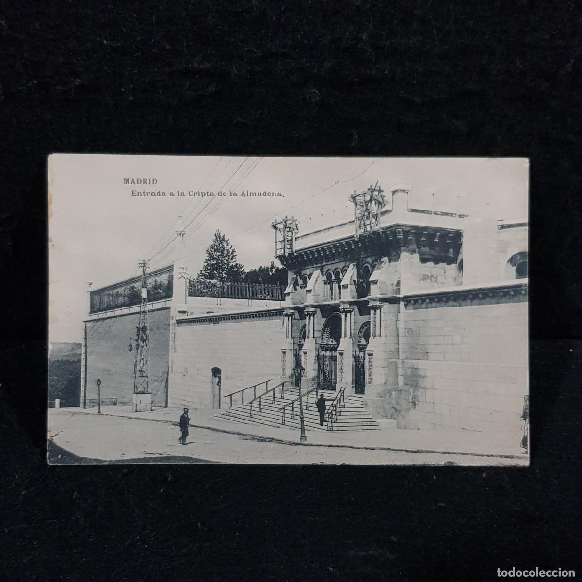 Postales: POSTAL - MADRID - ENTRADA DE LA CRIPTA DE LA ALMUDENA - HAUSER Y MENET / 681 - Foto 1