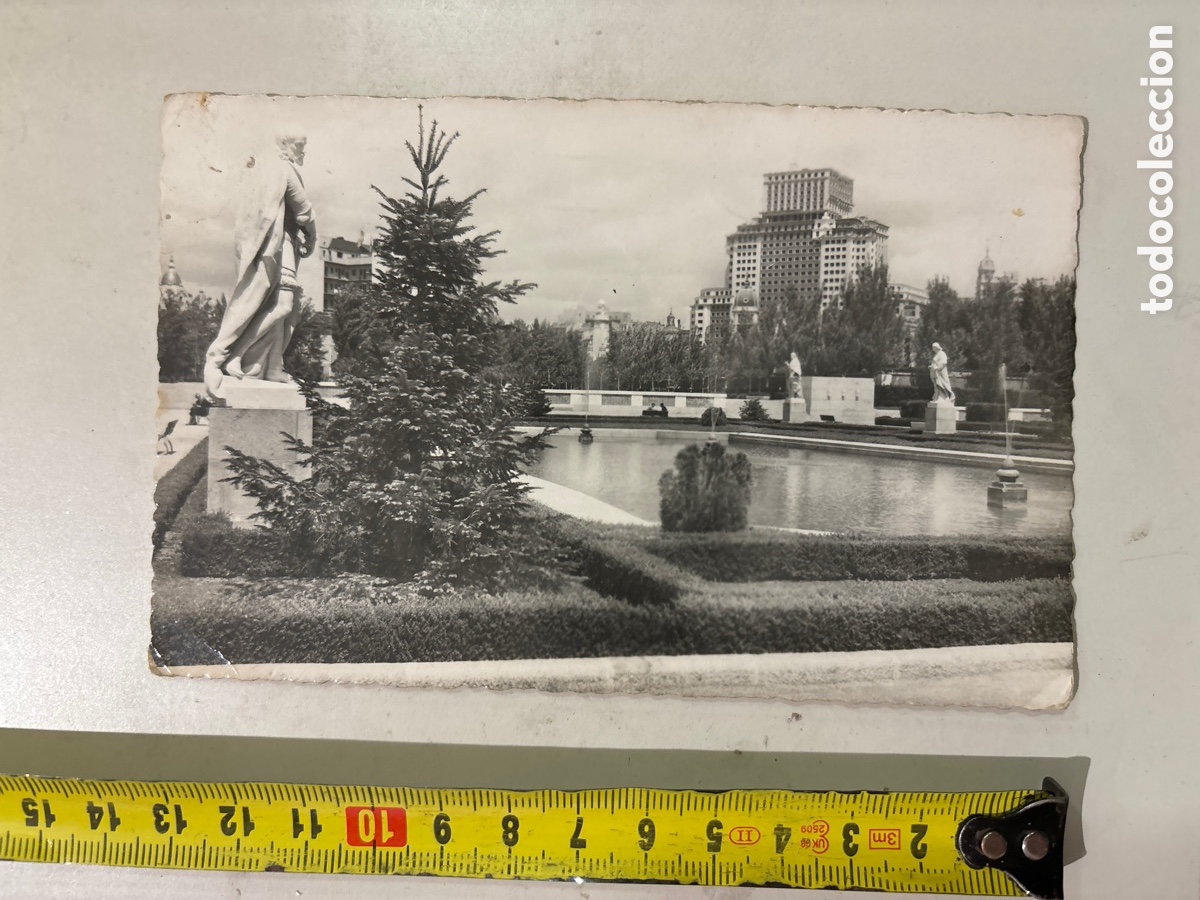 Postales: POSTAL. MADRID. PALACIO REAL, JARDINES. H. A. E. - Foto 1