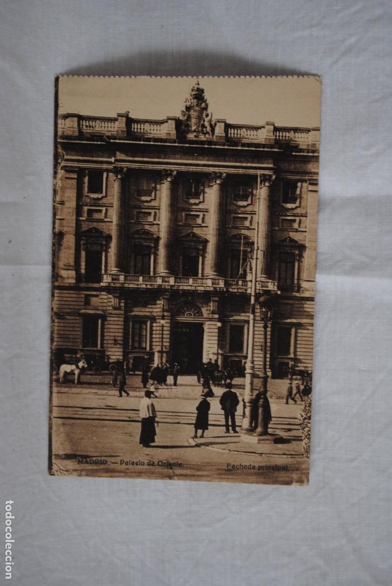 Postales: MADRID - PALACIO DE ORIENTE . - Foto 1