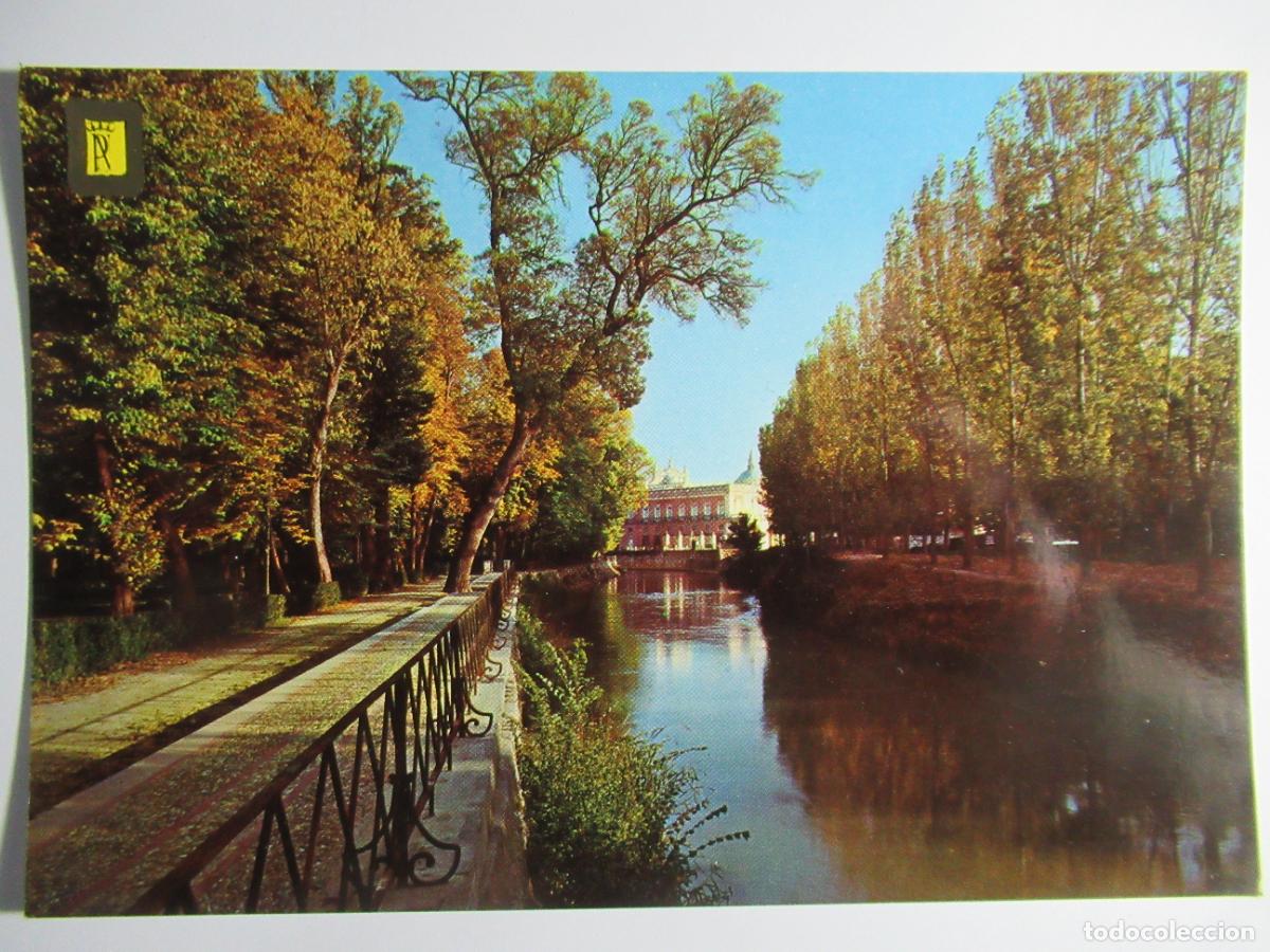 Postales: Aranjuez - La r&iacute;a de la Isla y Palacio - Foto 1