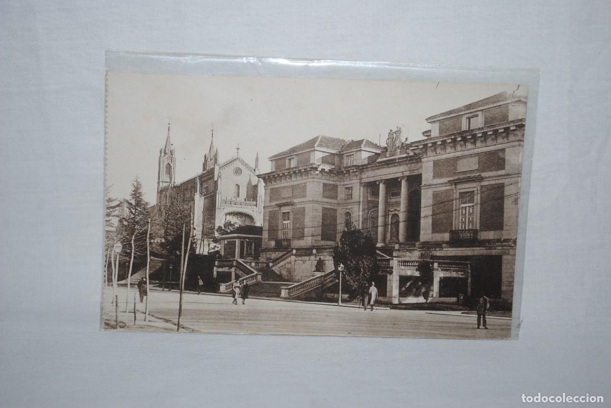 Postales: MADRID , ENTRADA AL MUSEO DEL PRADO - Foto 1