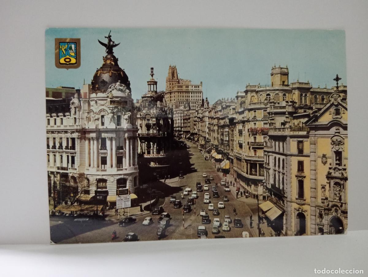 Postales: TARJETA POSTAL DE MADRID. EDIFICIO FENIX Y AVENIDA JOSE ANTONIO. - Foto 1