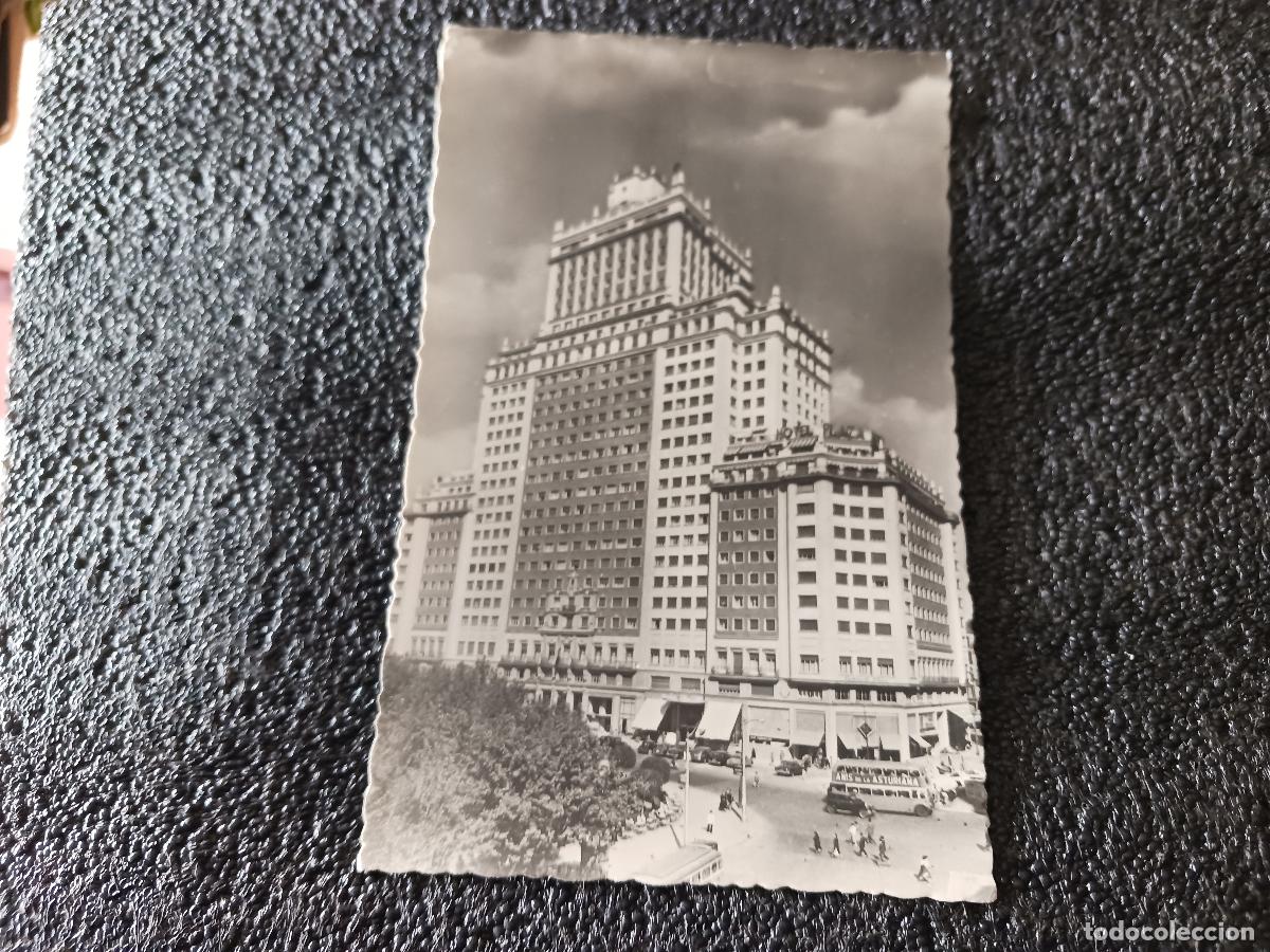 Postales: 2 madrid edificio espa&ntilde;a, ed. dominguez, circulada 1955 - Foto 1