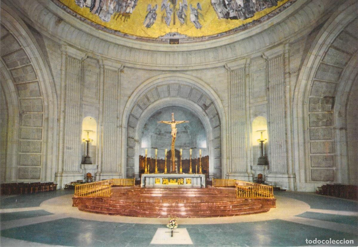 Postales: Postal Santa Cruz del Valle de los Ca&iacute;dos, Interior de la Cripta - Altar Mayor - Foto 1