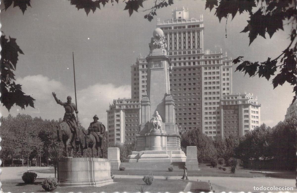 Postales: Postal Madrid Plaza de Espa&ntilde;a Monumento a Cervantes y Edificio Espa&ntilde;a - Foto 1