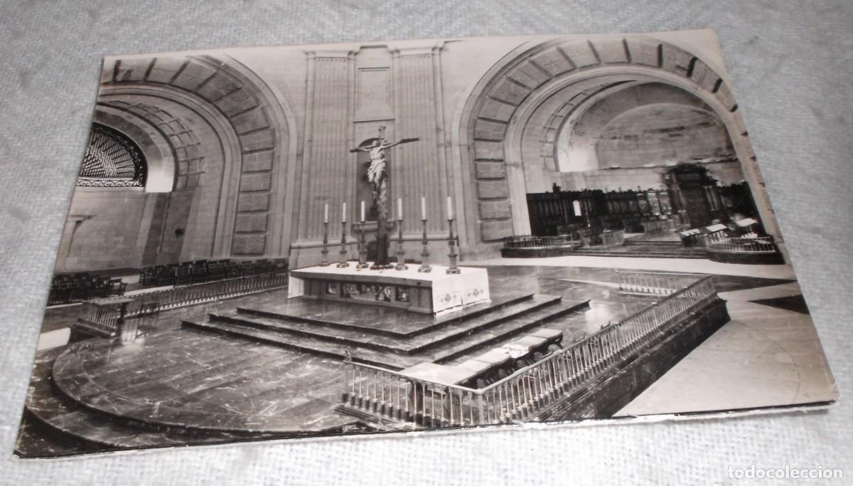 Postales: postales valle de los caidos dos de la cruz y una de la cripta con &iexcl;el altar mayor - Foto 2