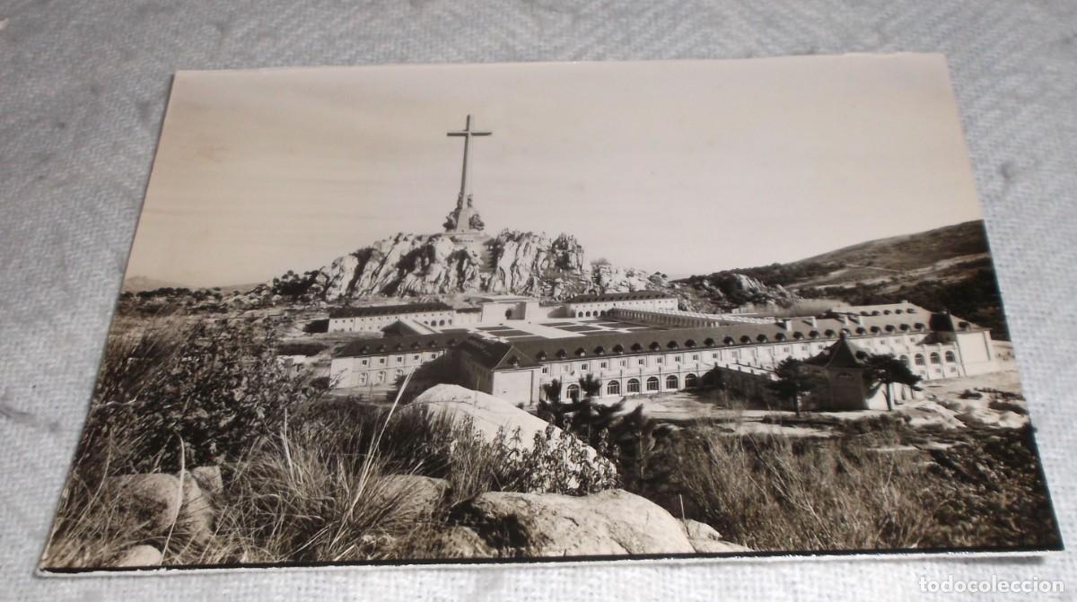 Postales: postales valle de los caidos dos de la cruz y una de la cripta con &iexcl;el altar mayor - Foto 3