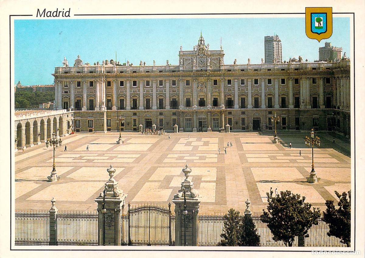 Postales: Postal del Palacio Real de Madrid y Plaza de la Armer&iacute;a