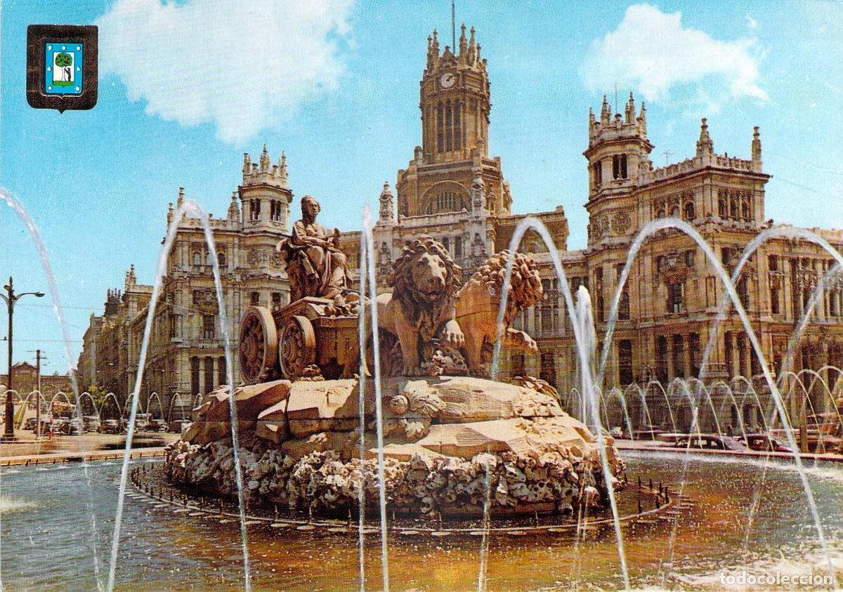 Postales: Postal de Madrid - Fuente de la Cibeles y Palacio de Comunicaciones