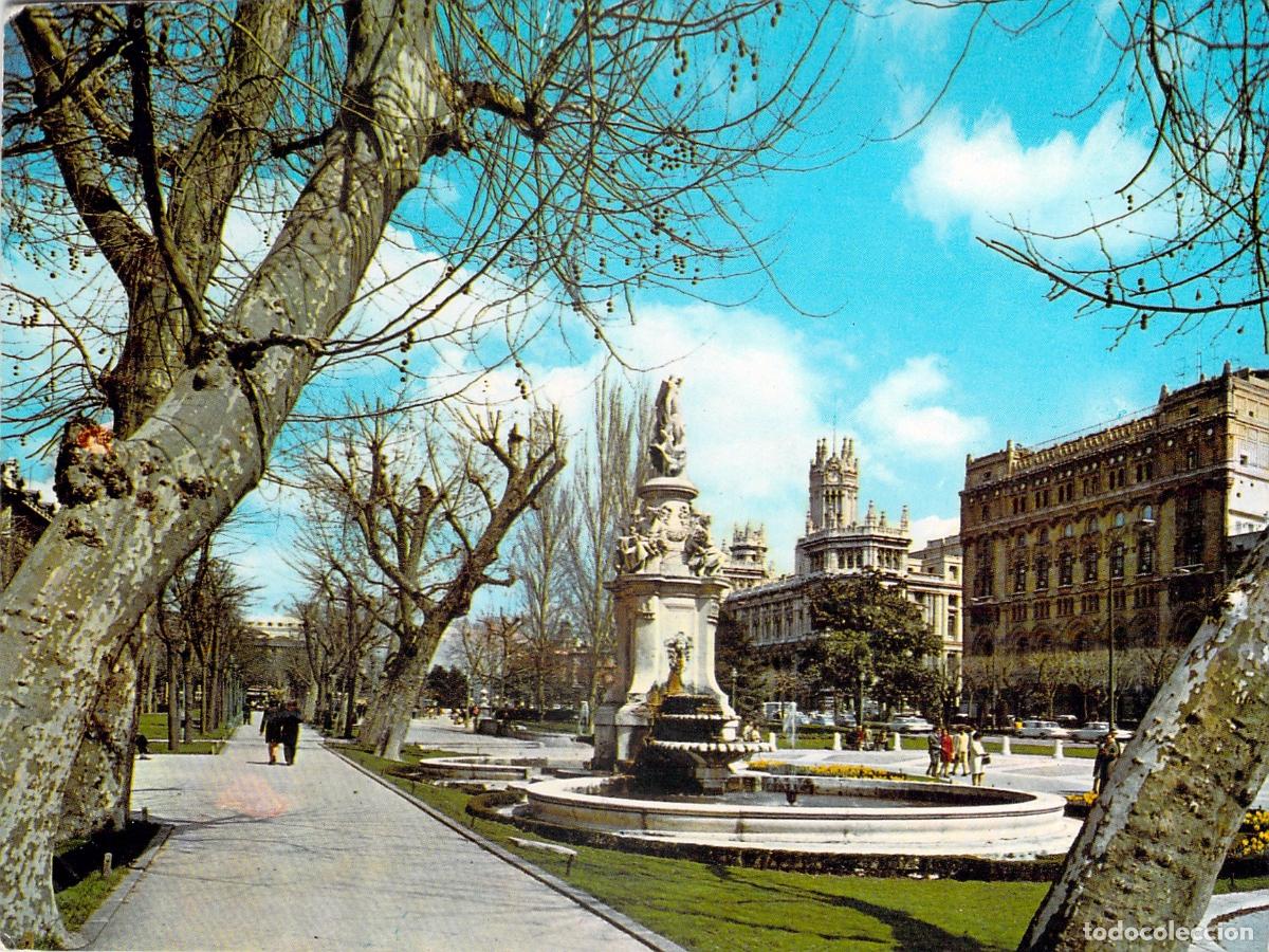 Postales: Postal de Madrid: Paseo del Prado con Fuente de Apolo