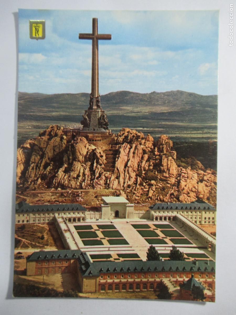 Postales: Santa Cruz del Valle de los Ca&iacute;dos - Vista de la parte posterior - S/C