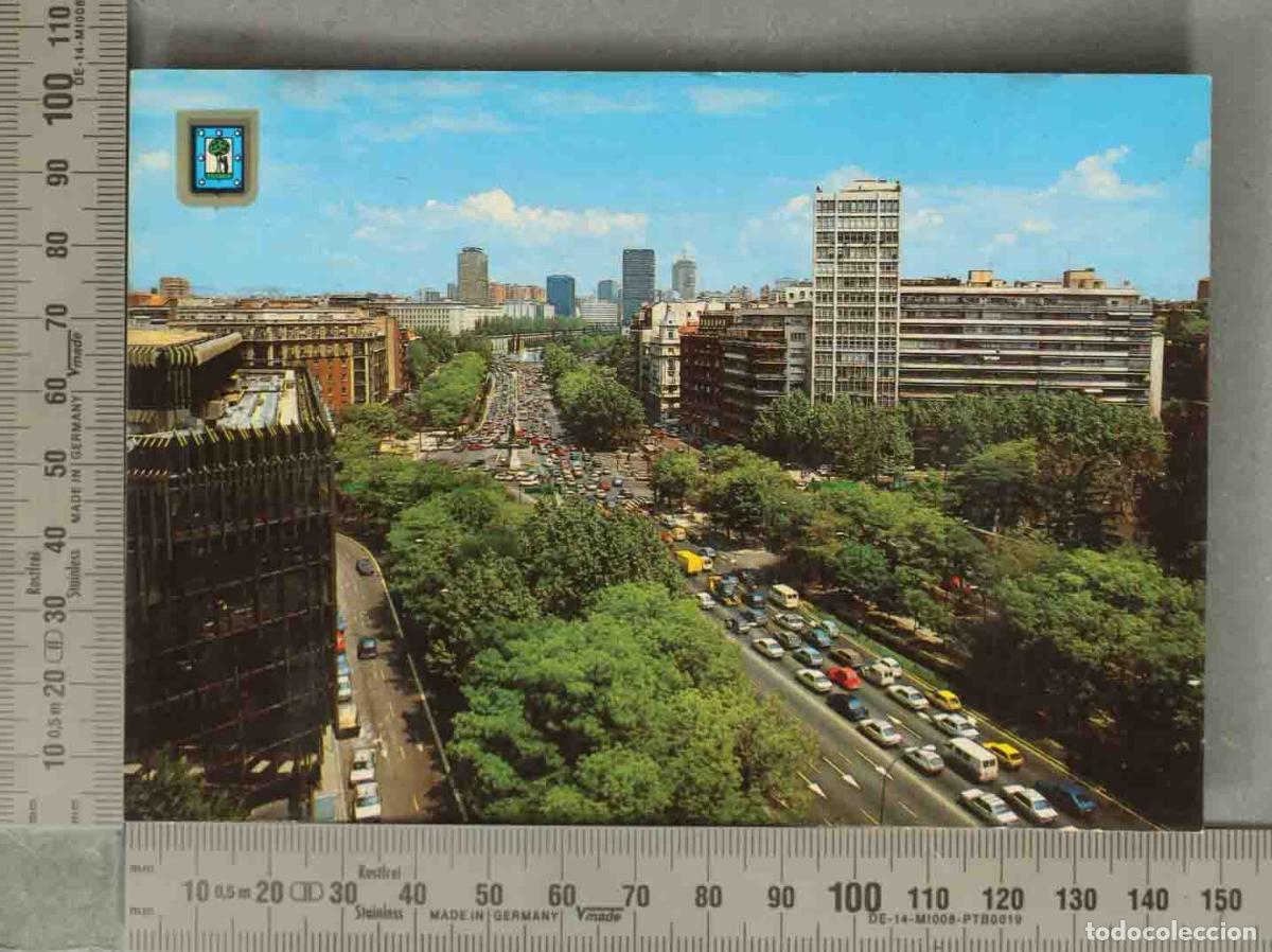 Postkarten: POSTAL. Madrid - Paseo de la Castellana hacia Plaza Castilla - Escudo de Oro - Postal MADRID