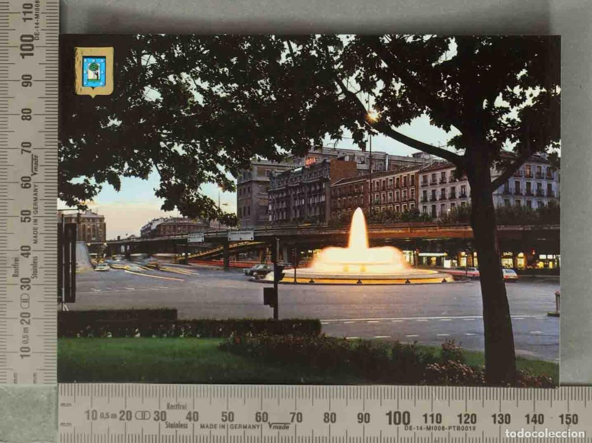 Postales: POSTAL. Postal Madrid Plaza del Emperador Carlos V Glorieta de Atocha Scalextric Fuente Luminosa MAD