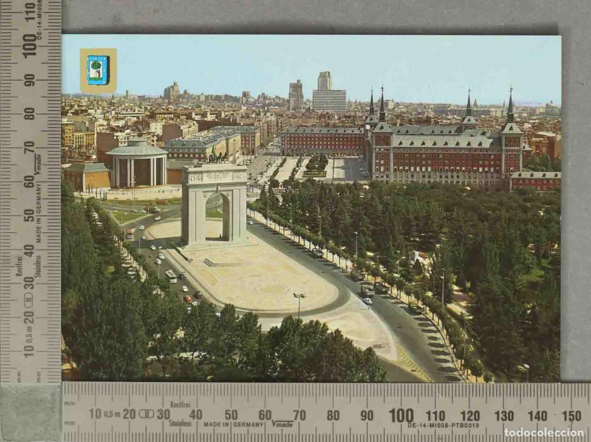 Postales: POSTAL. Madrid - Arco de la Victoria y Cuartel General del Aire -
