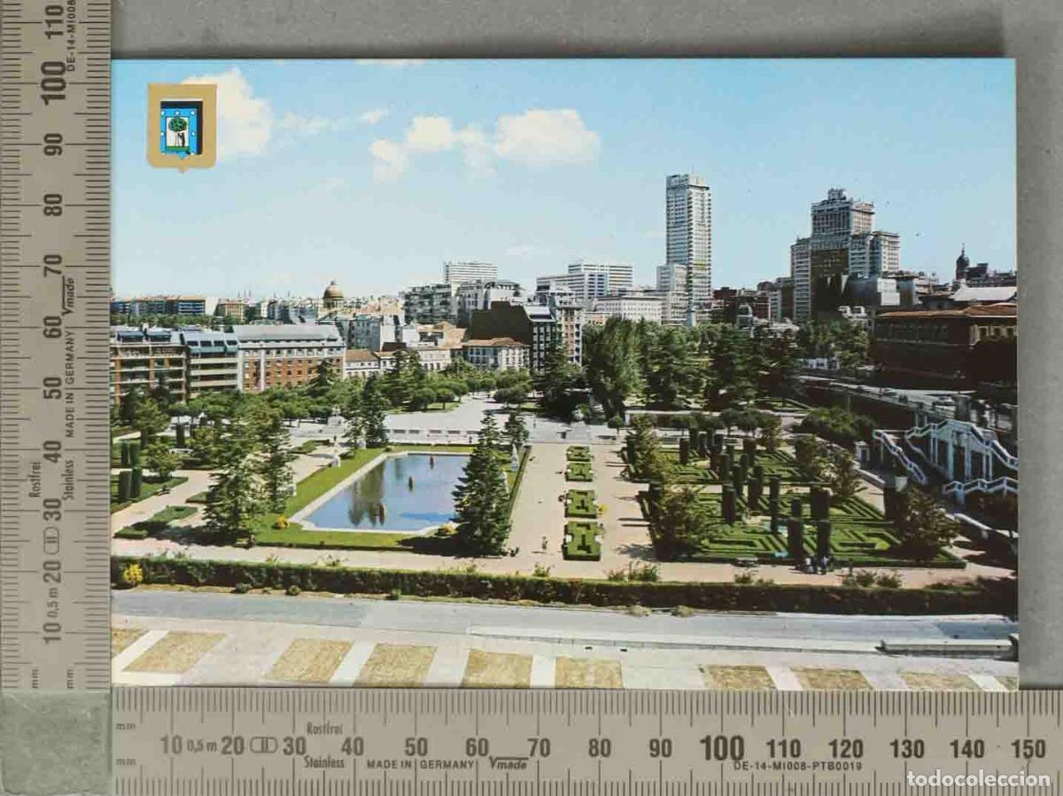 Postales: POSTAL. Madrid Jardines de Sabatini - Escudo de Oro MADRID