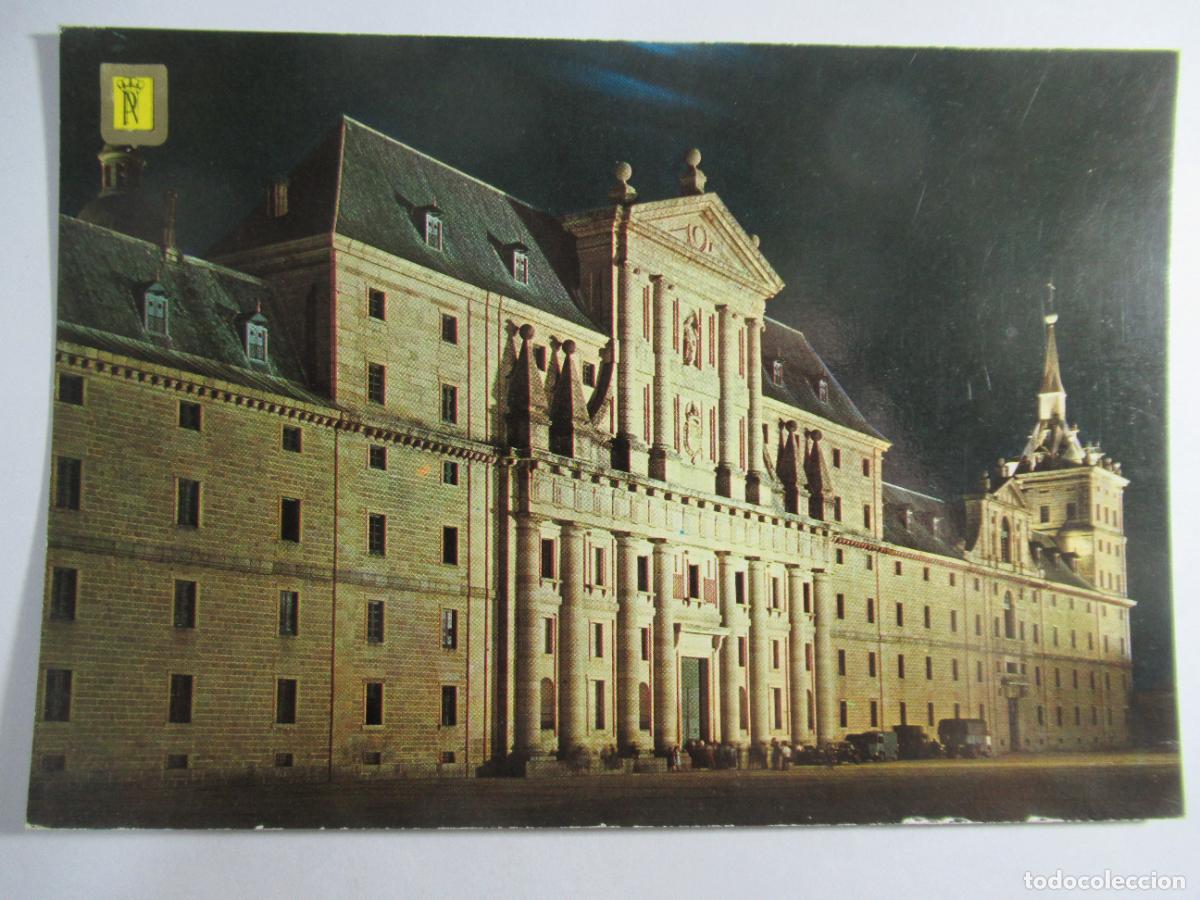 Postales: El Escorial - Fachada principal. Nocturna - S/C