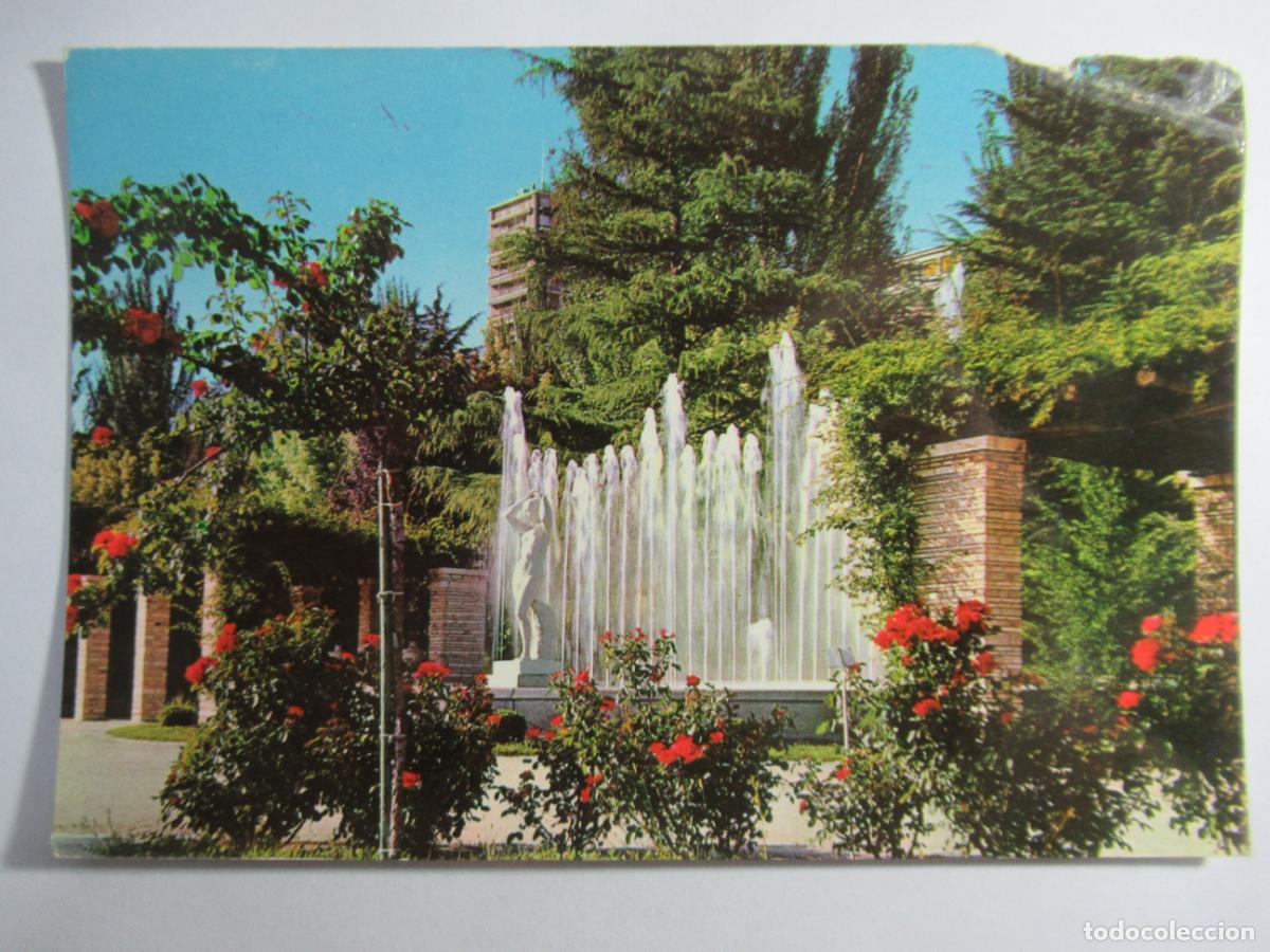 Postales: Aranjuez - La Rosaleda y Fuente - S/C