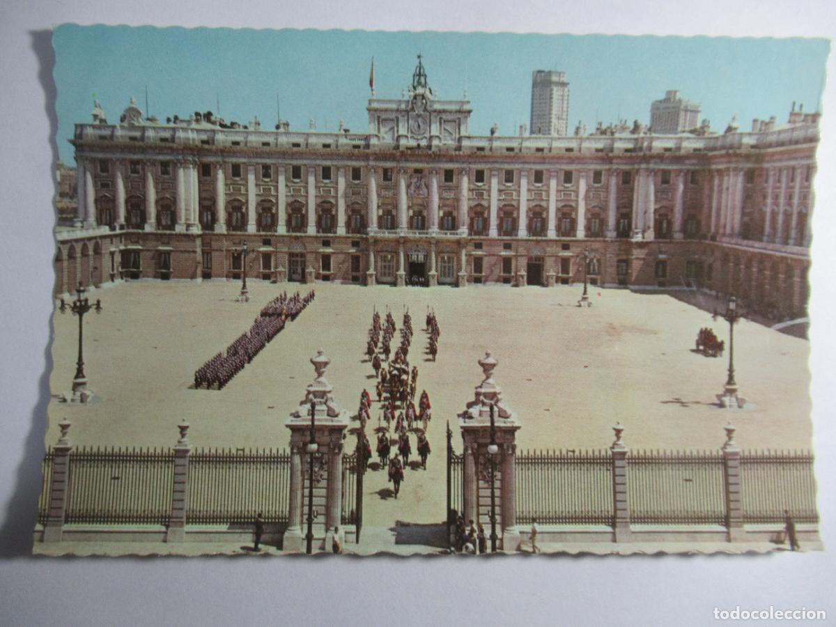 Postales: Madrid - Palacio Real. Plaza de Armas - Escrita