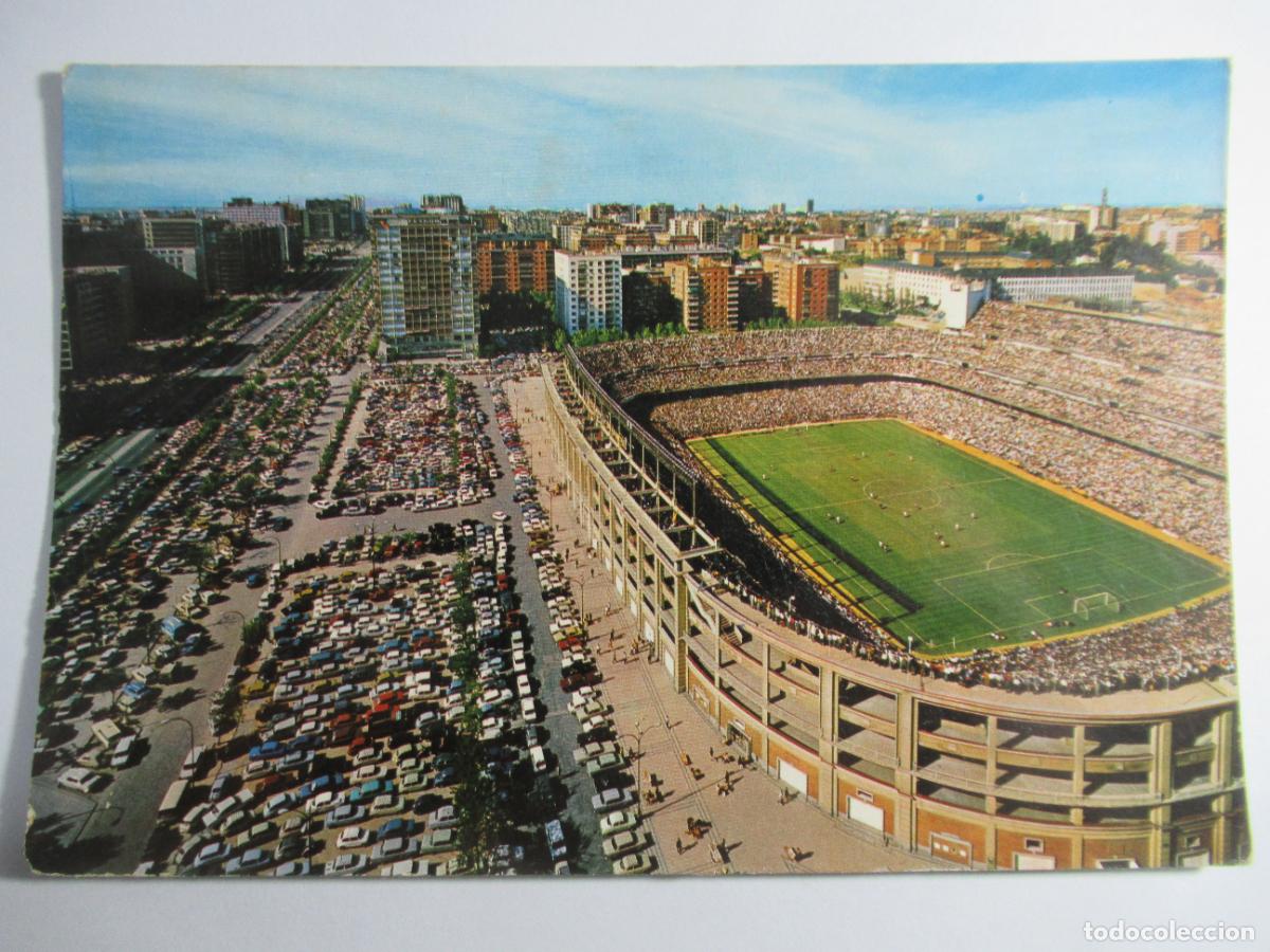 Postales: Madrid - Estadio Santiago Bernabeu - Circulada