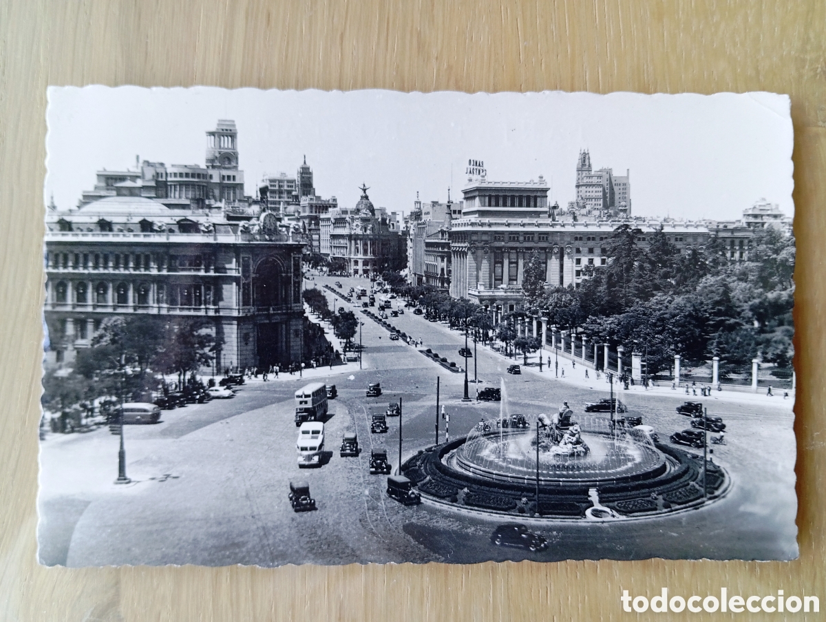 Postales: POSTAL MADRID LA CIBELES Y CALLE DE ALCAL&Aacute; DOM&Iacute;NGUEZ 131 CIRCULADA