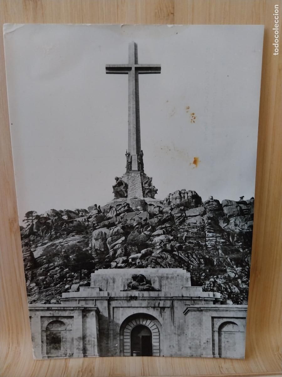 Postales: CUELGAMUROS VALLE CAIDOS CRUZ ED FISA FOTO J CABALLERO 37 SC ORIGINAL BN **