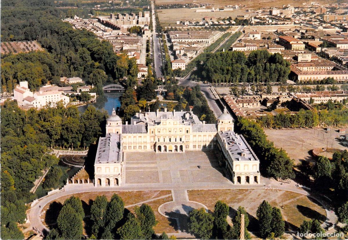 Postales: Postal de Aranjuez: Vista A&eacute;rea del Palacio Real y Entorno