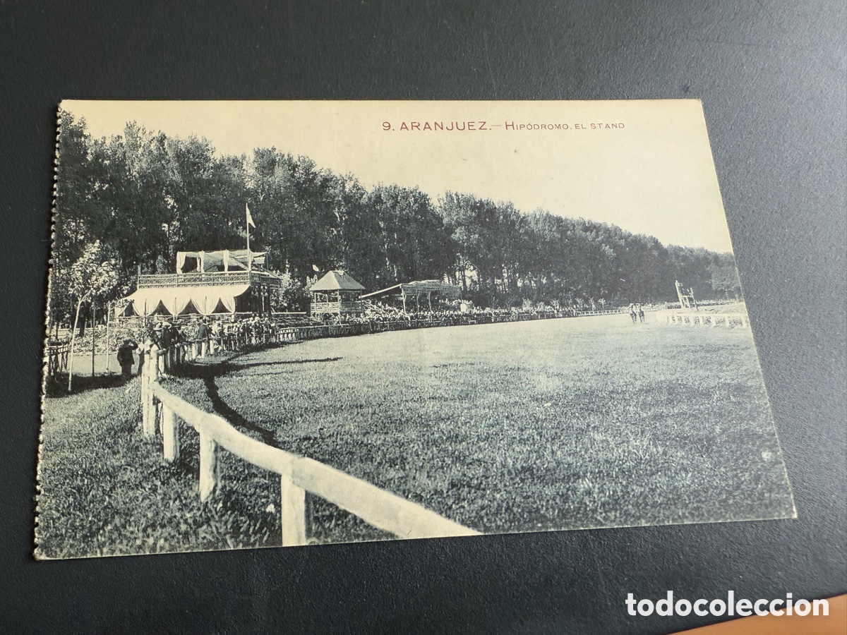 Postales: Postal. 9 ARANJUEZ. Hip&oacute;dromo. El Stand - Foto 1