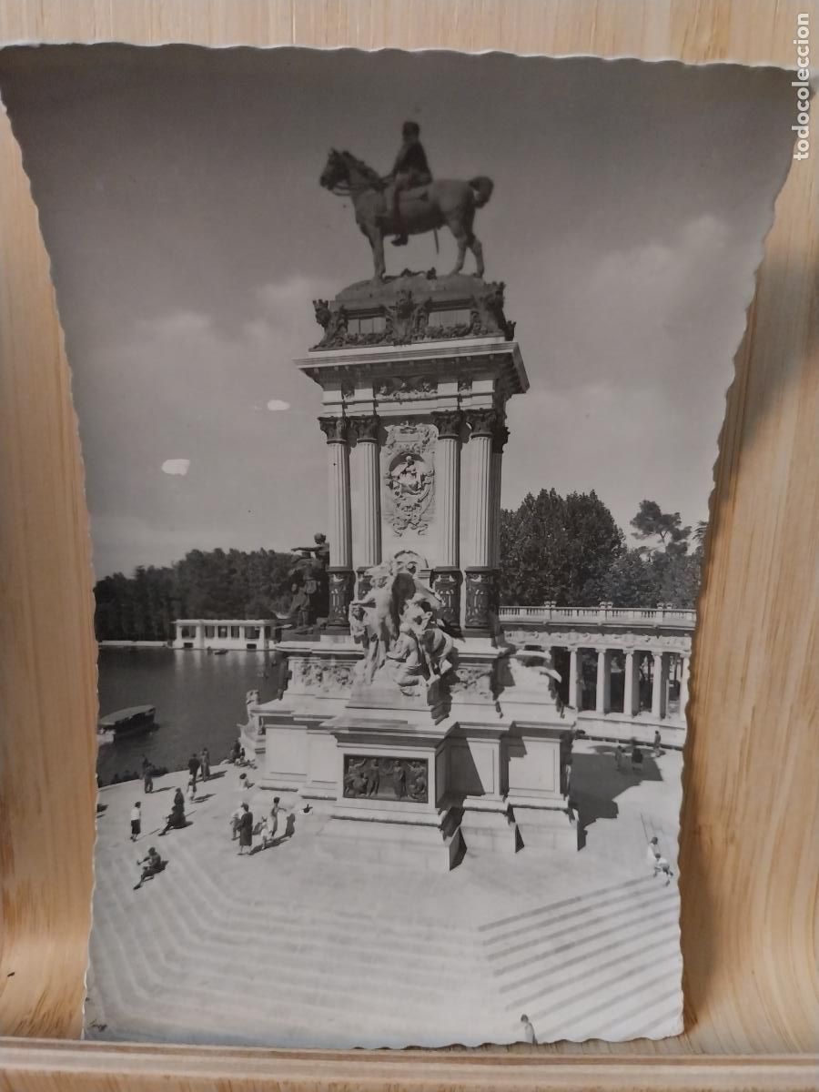 Postales: MONUMENTO ALFONSO XII RETIRO MADRID ED CIMER A 4 SC ORIGINAL ANIMADA BN