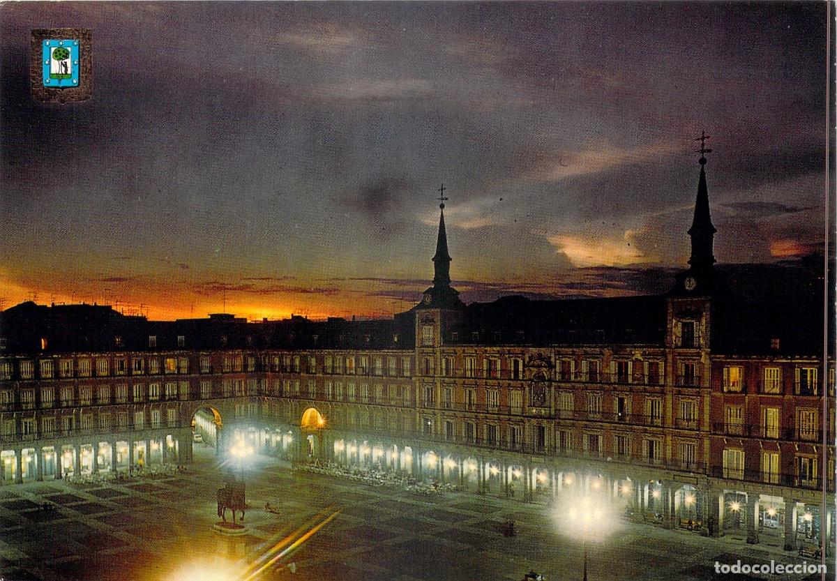 Postales: Postal de la Plaza Mayor de Madrid al Atardecer