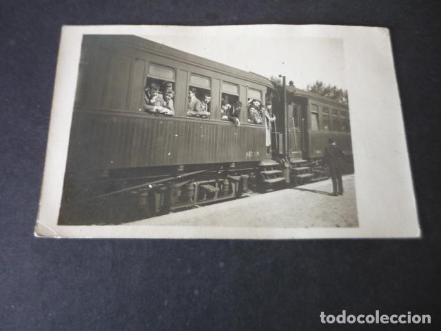 Postales: ARANJUEZ MADRID 1921 VIAJEROS EN EL TREN EXPRESO DE SEVILLA POSTAL FOTOGRAFICA