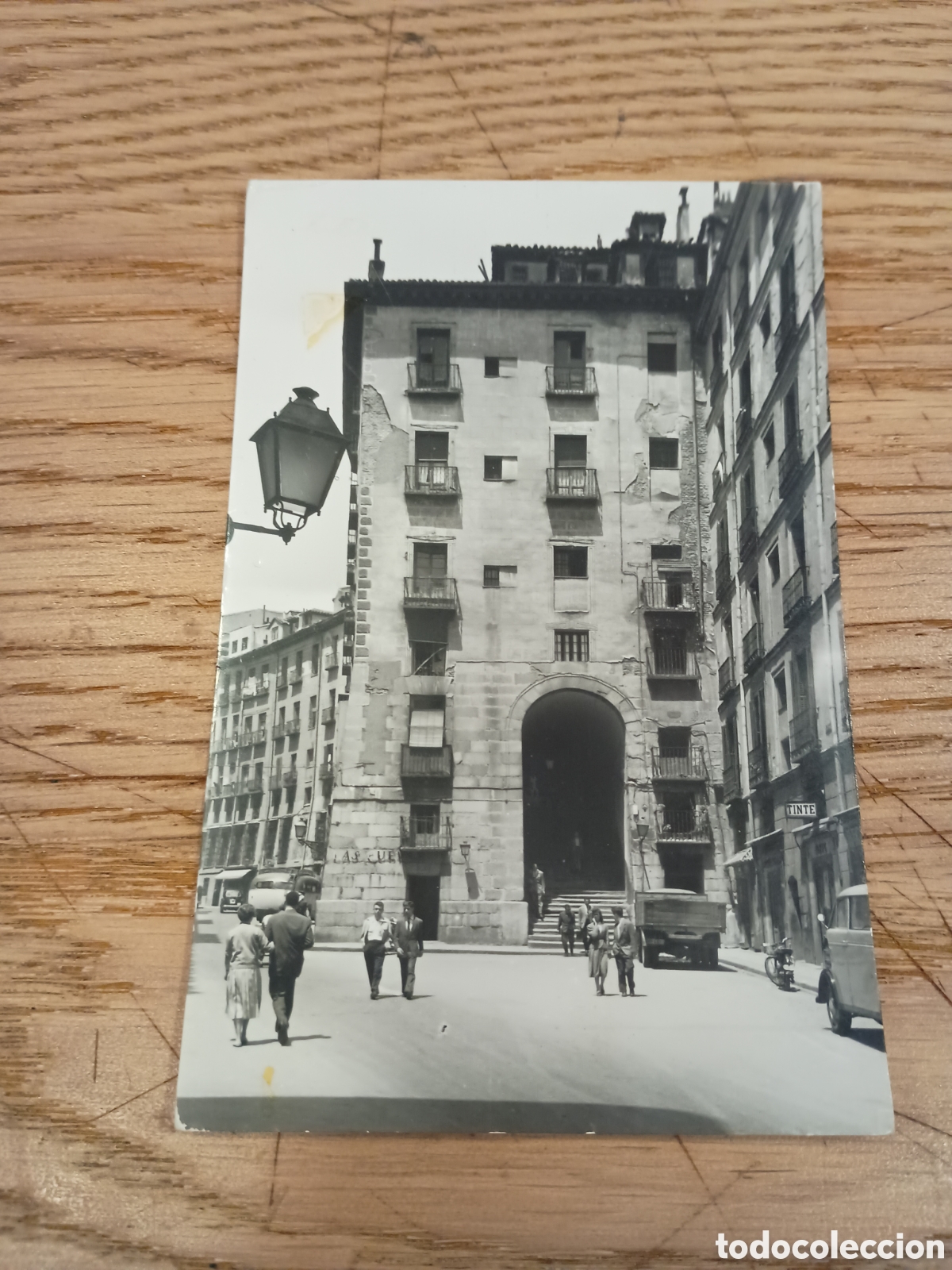 Postales: MADRID - ARCO DE CUCHILLEROS - DOM&Iacute;NGUEZ - EDICIONES FISA, BARCELONA