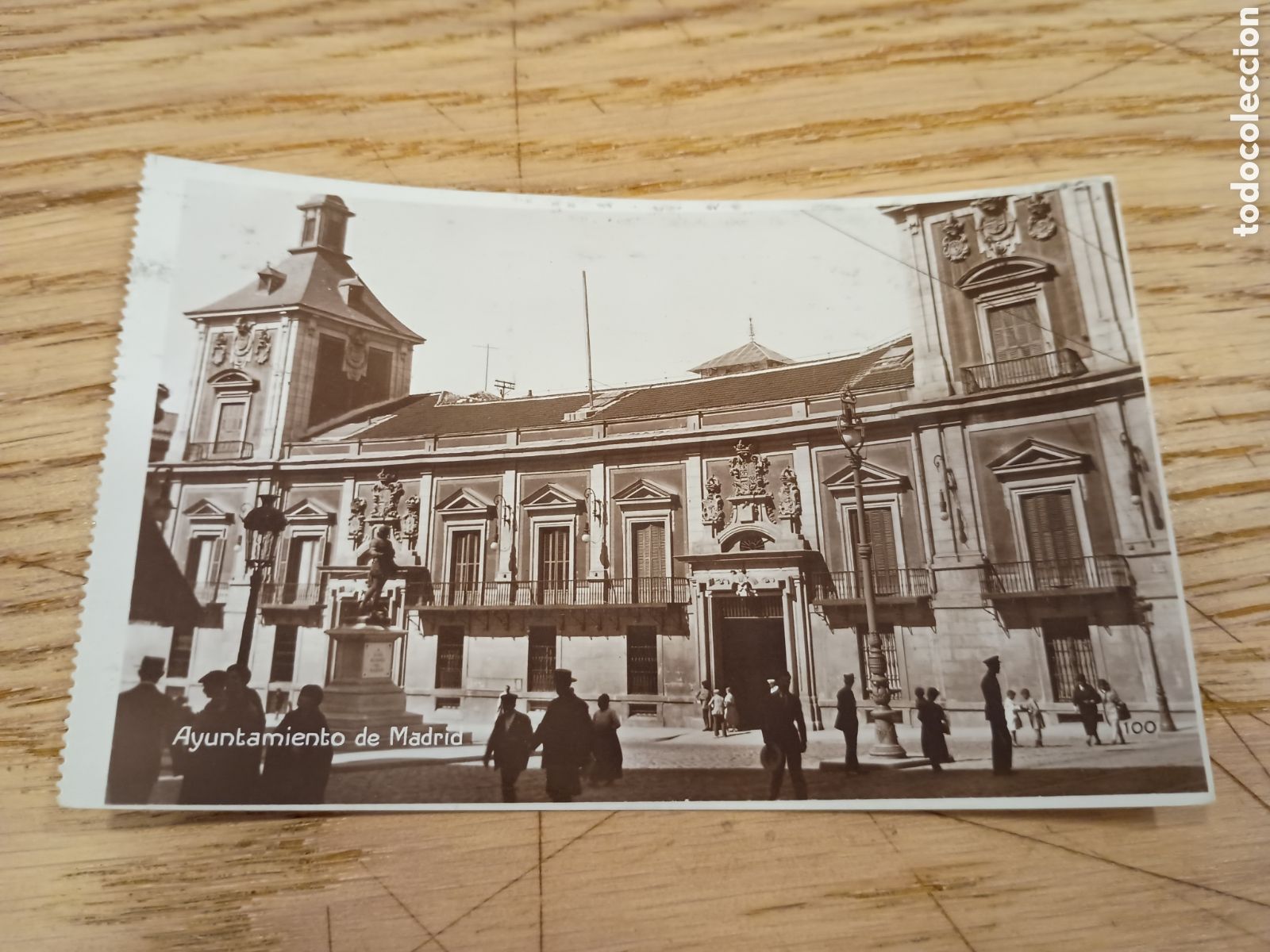 Postales: AYUNTAMIENTO DE MADRID - EDICI&Oacute;N DE LA SOCIEDAD GENERAL ESPA&Ntilde;OLA DE LIBRER&Iacute;A
