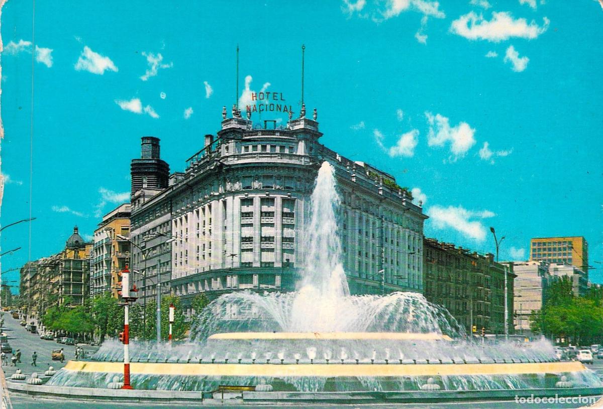 Postales: Postal de Madrid, Fuente de Carlos V y Hotel Nacional