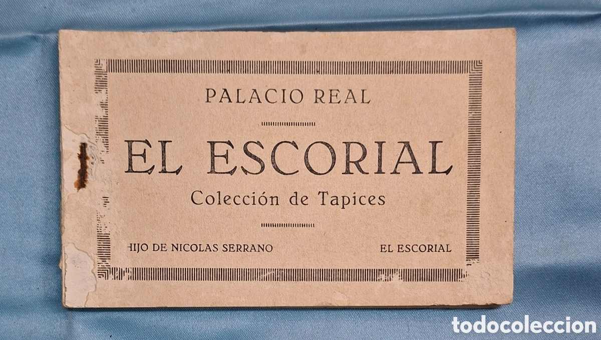 Postales: Folleto antiguo de postales que muestra la colecci&oacute;n de tapices del Palacio Real de El Escorial, pub