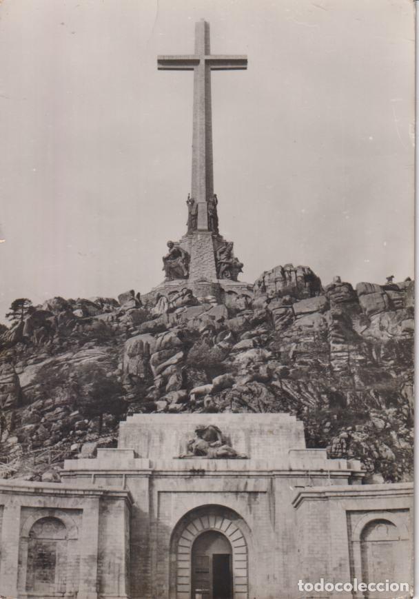 Postales: SANTA CRUZ DEL VALLE DE LOS CAIDOS, FACHADA PRINCIPAL &ndash; ED.PATRIMONI NAC. N&ordm;37 &ndash; CIRCULADA