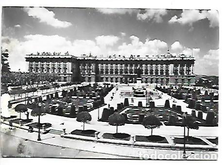 Postales: PLAZA DE ORIENTE Y PALACIO REAL.- MADRID