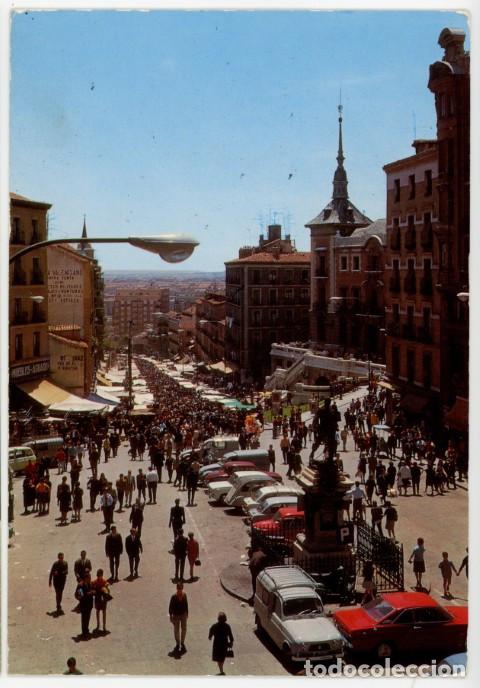 Postales: em04658 madrid monumento a cascorro y el rastro 1969 bergas n&ordm;86 circulada renault 4 coches animada