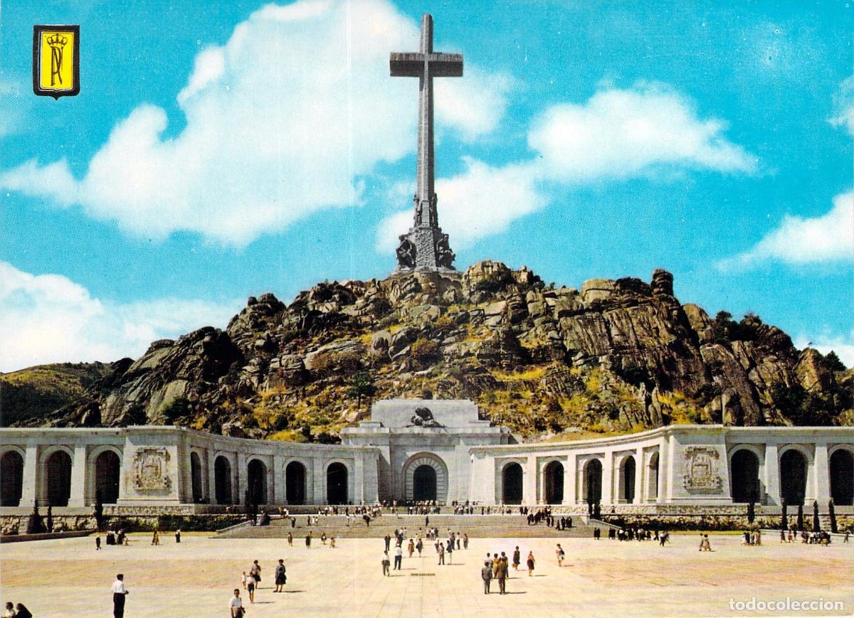 Postales: Postal de la Explanada y Fachada del Valle de los Ca&iacute;dos