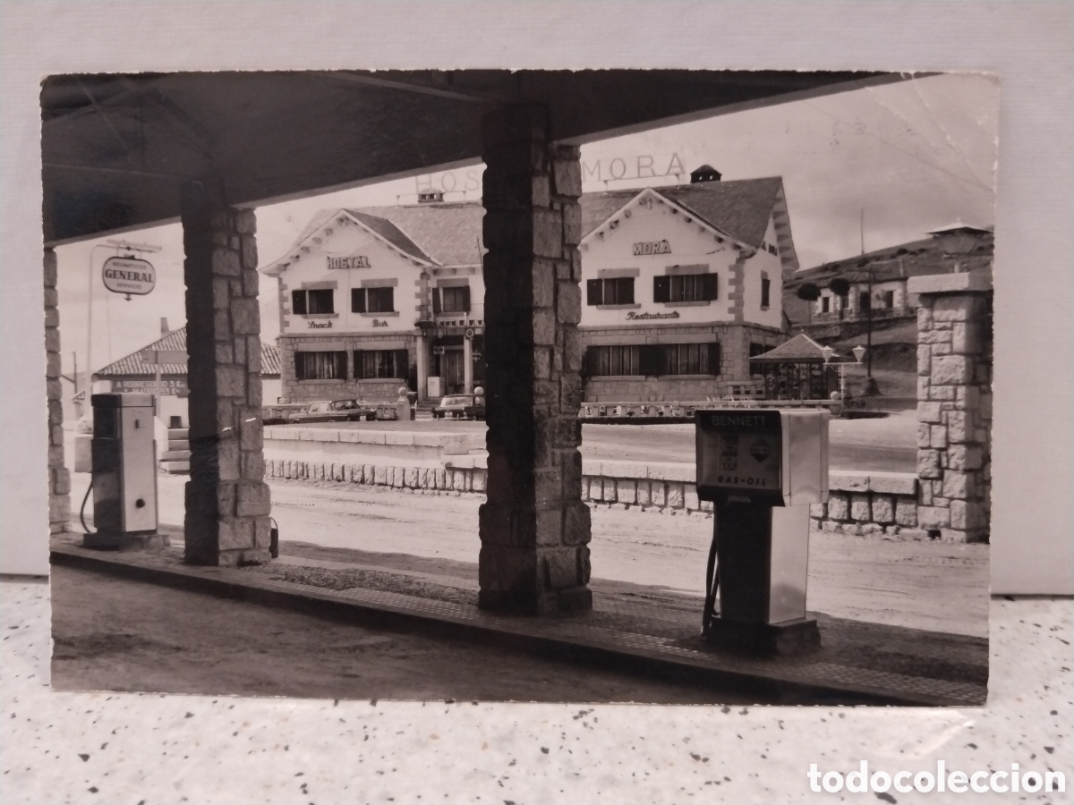 Postales: Postal de Somosierra. Madrid. Hostal Mora y Estaci&oacute;n de Servicio