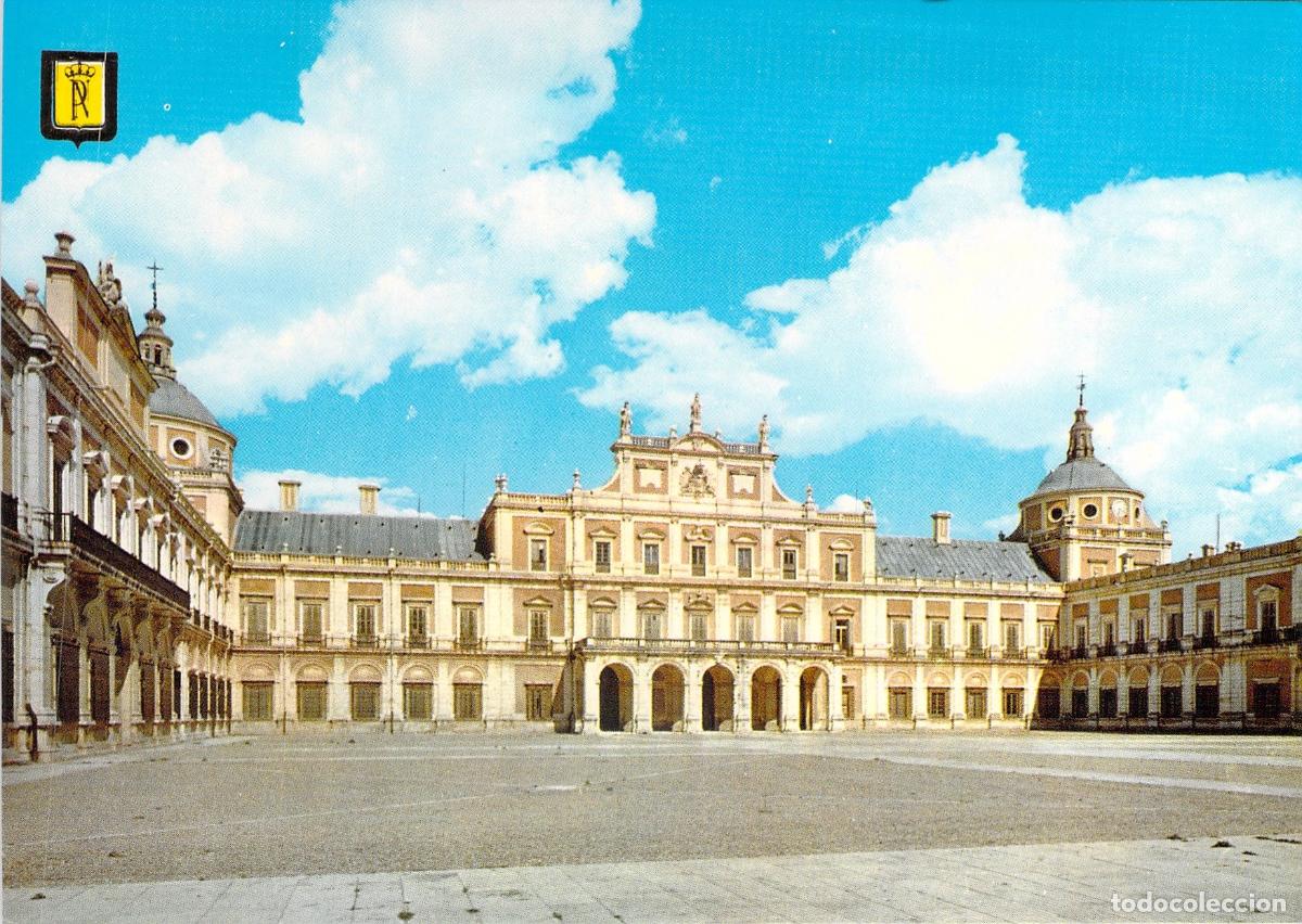 Postcards: Postal del Palacio Real de Aranjuez - Fachada Plaza de Armas