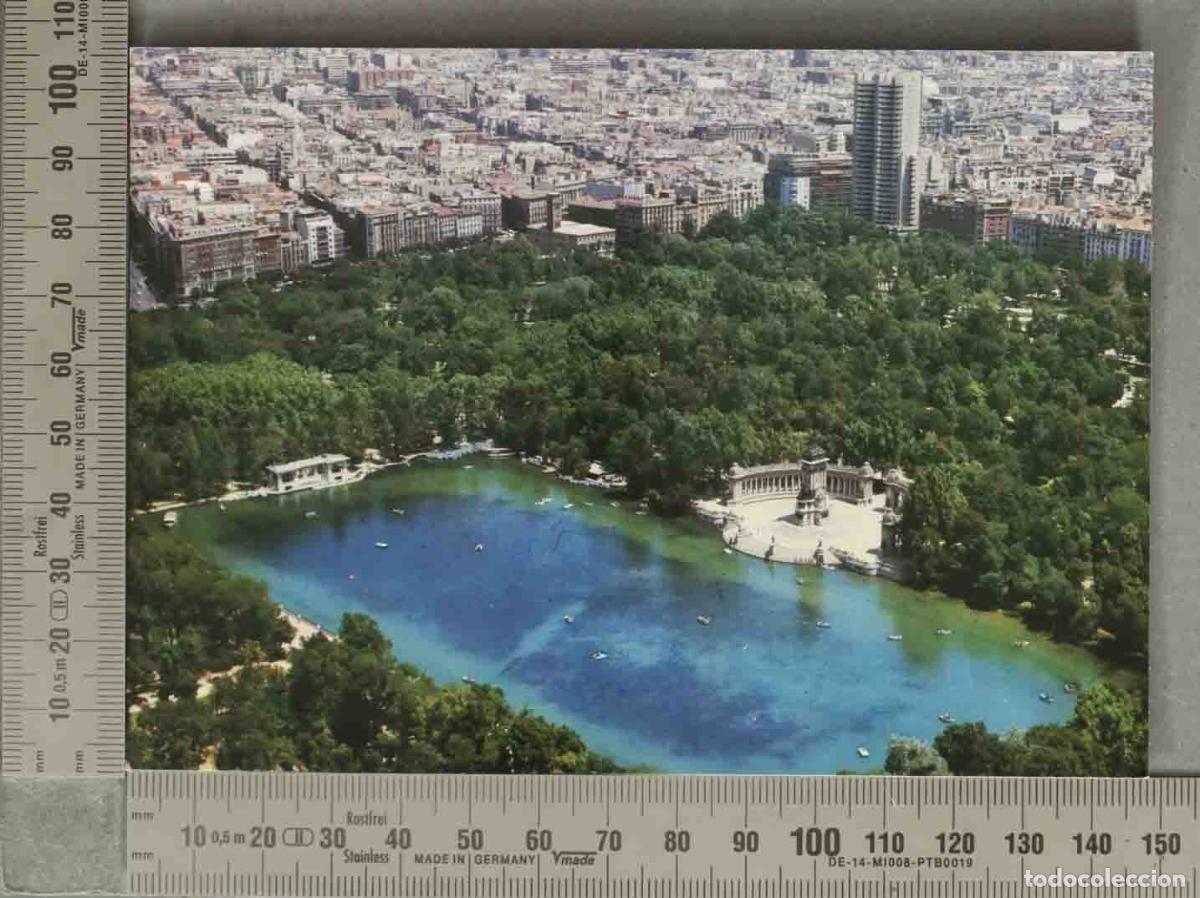 Postcards: POSTAL. Madrid - Estanque del Retiro - Vista a&eacute;rea -