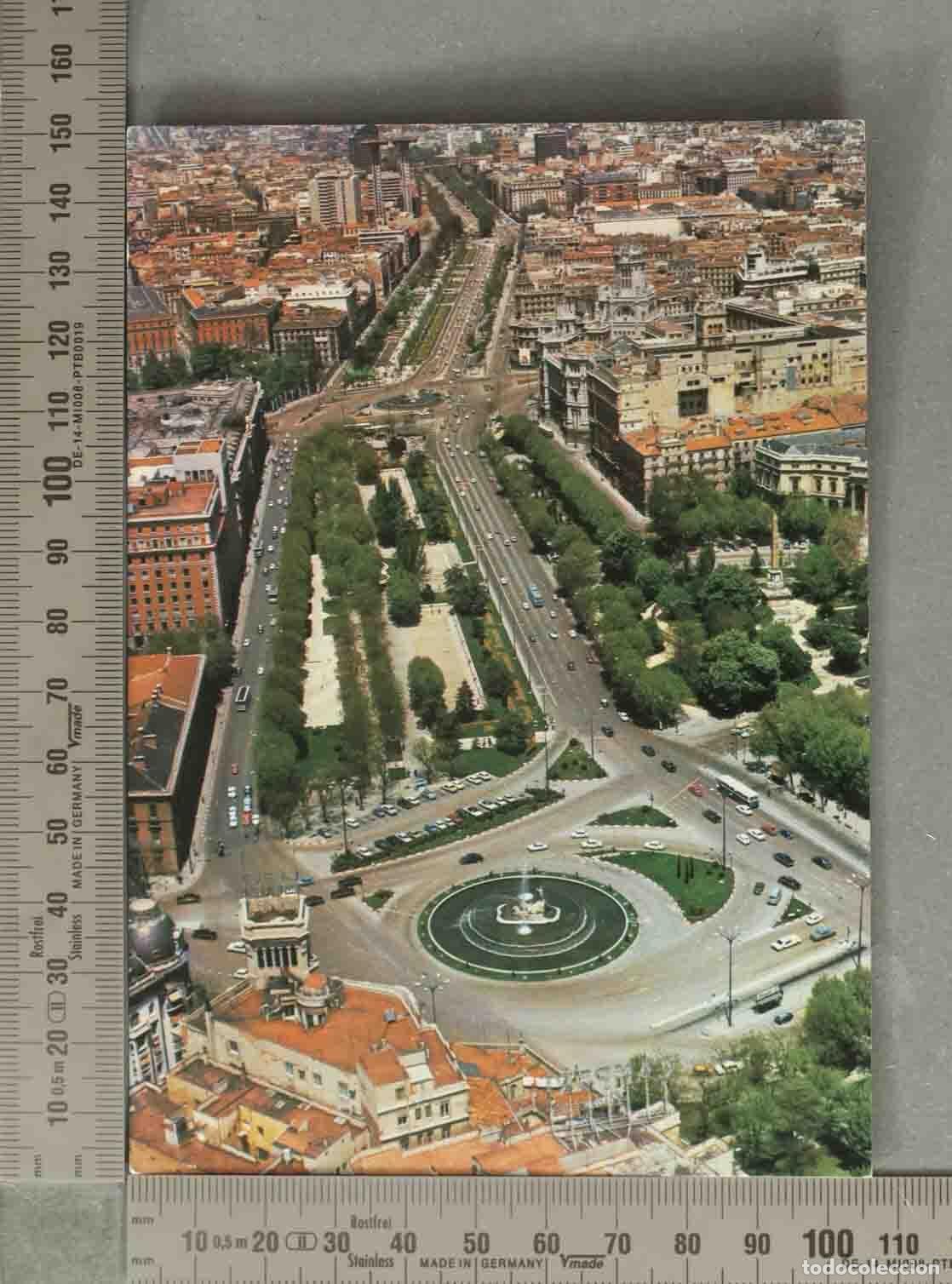 Postales: POSTAL. Madrid - Fuente de Neptuno y Paseo del Prado - Vista a&eacute;rea -