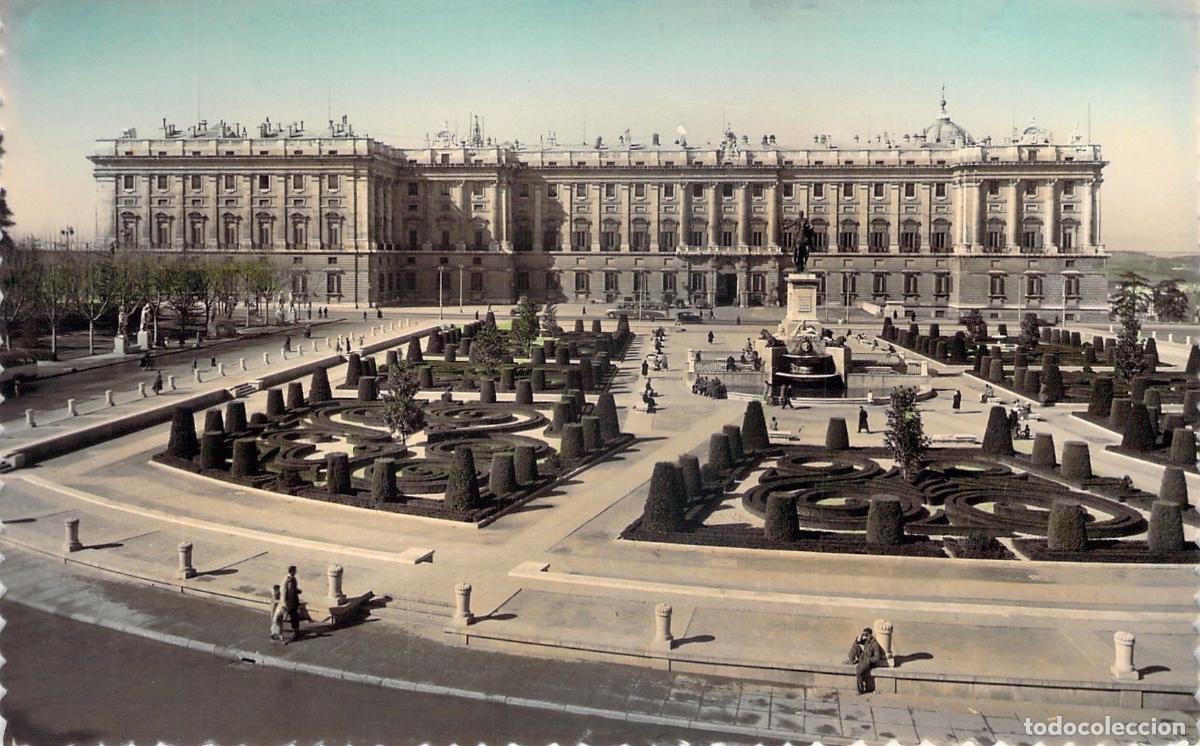 Postales: Postal Plaza de Oriente y Palacio Real de Madrid