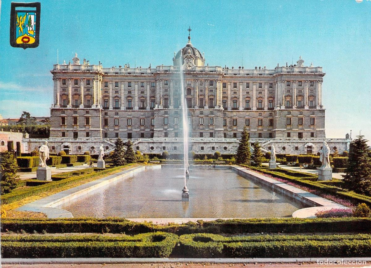 Postales: Postal de Madrid - Palacio Real y Jardines con Fuente