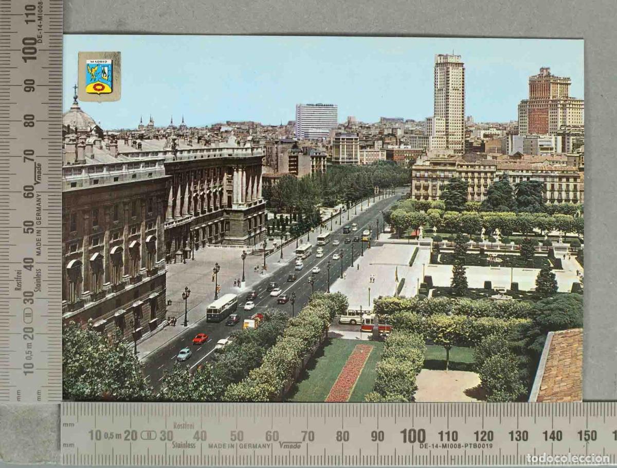 Cartoline: POSTAL. Madrid - Vista a&eacute;rea de la Calle Bail&eacute;n con el Palacio Real y la Plaza de Espa&ntilde;a