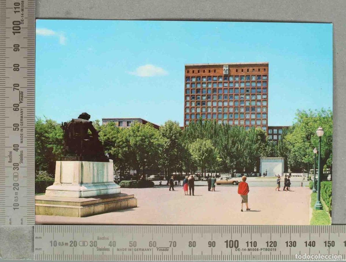 Postcards: POSTAL. Madrid - Casa Sindical - Paseo del Prado