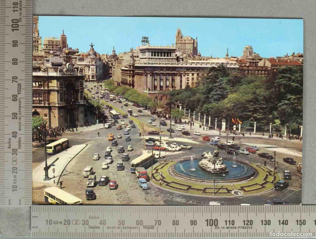 Postcards: POSTAL. Madrid - Plaza de Cibeles - Alcal&aacute; y Palacio de Comunicaciones