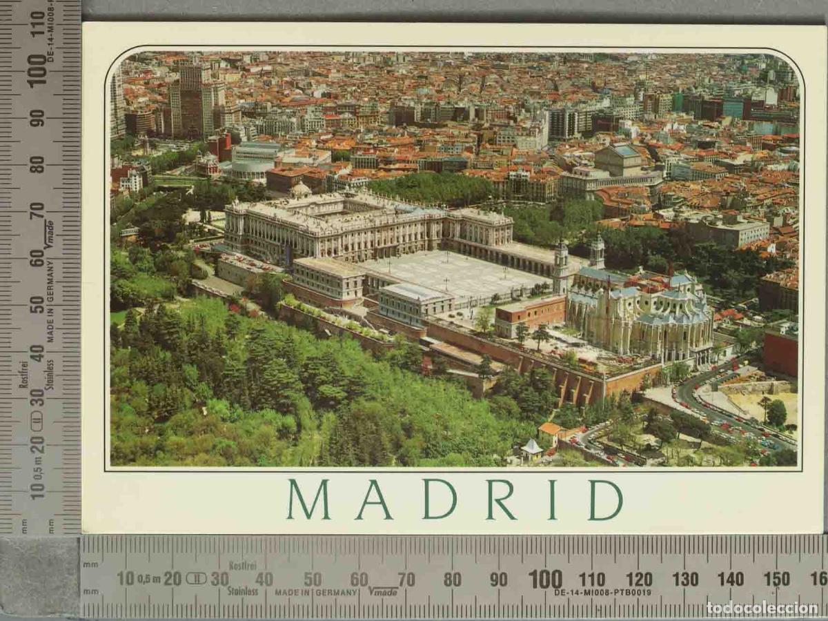 Postkarten: POSTAL. Vista a&eacute;rea del Palacio Real y la Almudena - Madrid