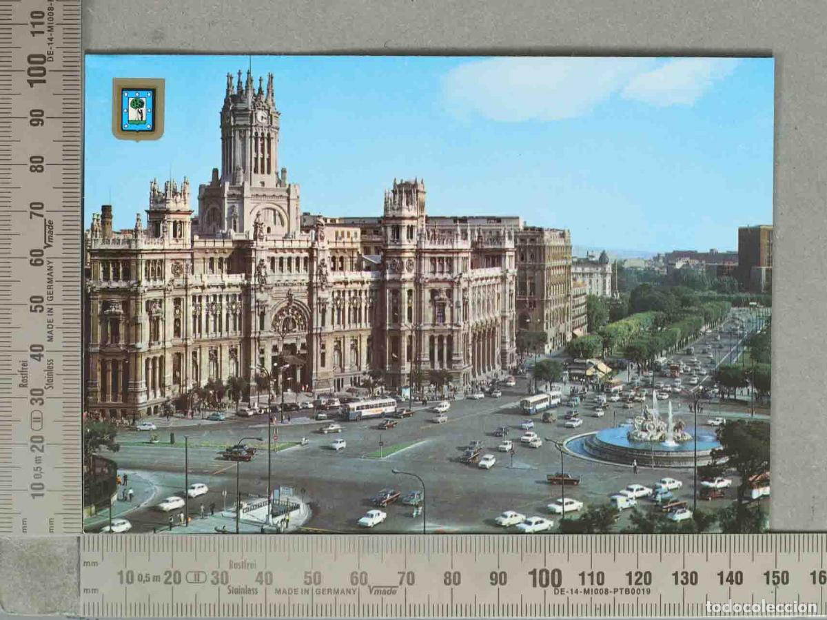 Cartoline: POSTAL. Madrid - La Cibeles, Palacio de Comunicaciones y Paseo del Prado - Escudo de Oro
