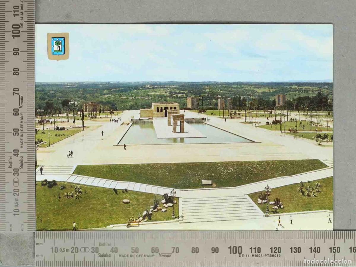 Postales: POSTAL. Madrid - Templo de Debod y Jardines - Vista Panor&aacute;mica